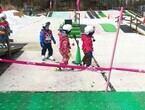 子どものスキーデビュー、初心者ママが教えるスクールと準備のコツ