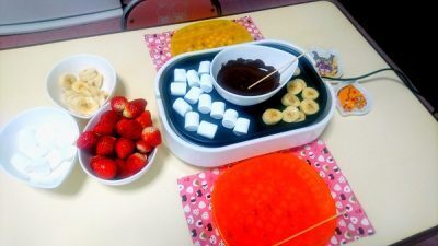 ホットプレートでチョコ＆チーズフォンデュ！好き嫌い克服にも一役！