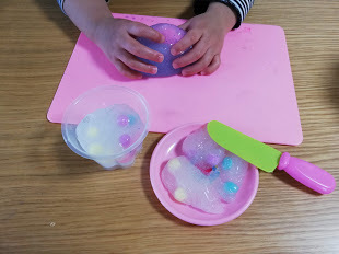 【ゆめかわいい】6歳の娘とキラキラスライム！作り方と注意点