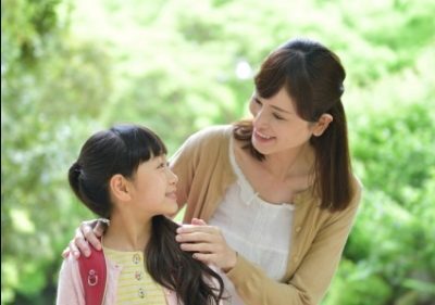 新1年生、登下校は付き添う？いつまで？先輩ママたちの判断は