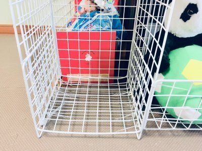 【100均】ワイヤーネットで本やおもちゃの収納を作成。仕切り代わりにも