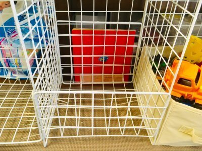 【100均】ワイヤーネットで本やおもちゃの収納を作成。仕切り代わりにも