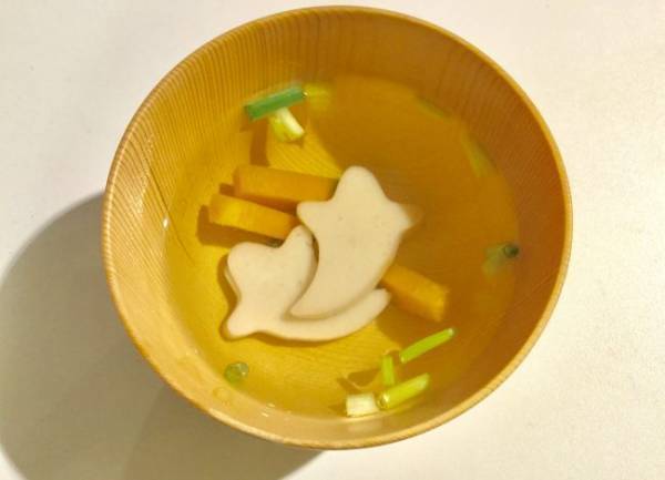 サーモン押し寿司とおばけすまし汁で和風ハロウィーン完成！