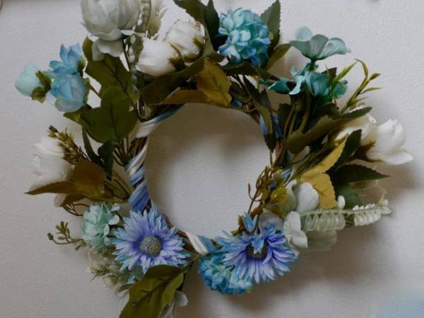 30分で完成！子どもも作れる簡単「リース」にチャレンジ