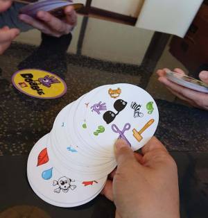 年末年始に絶対楽しいボードゲーム3選！子どもに花をもたせるつもりが大人も必死!?