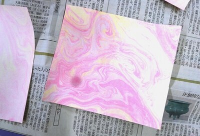 【100均】不思議アート体験！マーブリングを楽しもう