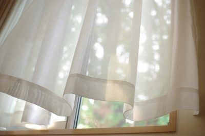 家のカビを防ぐ湿気対策の新常識！雨の日でも窓を開けて