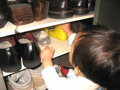 家のカビを防ぐ湿気対策の新常識！雨の日でも窓を開けて