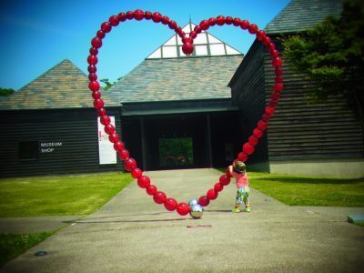 小さい子どもも歓迎してくれる美術館は冬のおでかけにぴったり