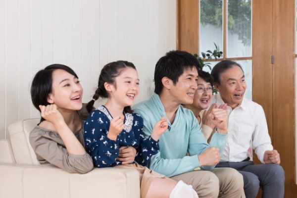 ママたちに聞いた、おうち時間を充実させてくれるテレビ番組＆映画