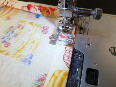 直線縫いだけで簡単！給食用ランチョンマットの作り方