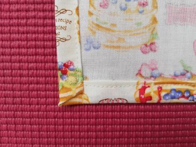 直線縫いだけで簡単！給食用ランチョンマットの作り方