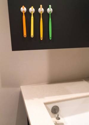 100均収納ワザ4連発！洗面台が劇的に使いやすく