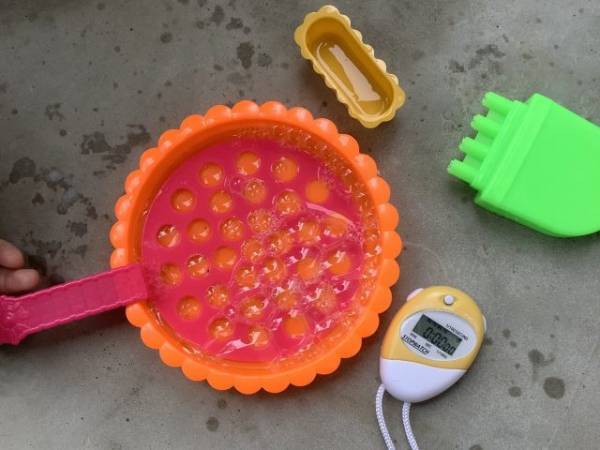 ️雨の日こそシャボン玉！割れにくいから楽しめる