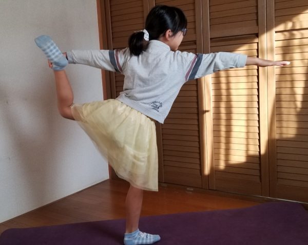 子どもの体幹を鍛えたい！今すぐ親子でできるキッズヨガ