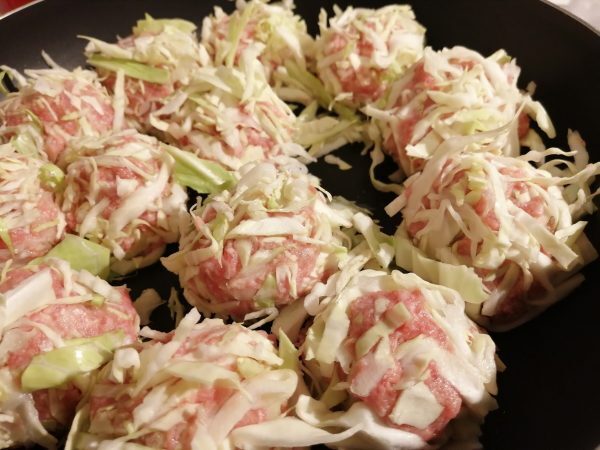 キャベツ1玉使い切りレシピ、芯まで丸ごとおいしく食べられる！