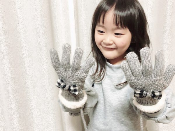 子どものしもやけ、意外な要因が手袋だった!?