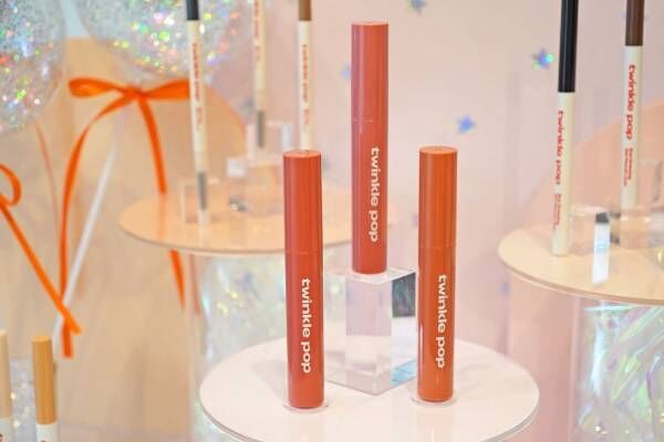 日本限定カラーも登場！　セブン-イレブン新発売「twinkle pop by. CLIO」の魅力を“ゆうこす”が熱弁