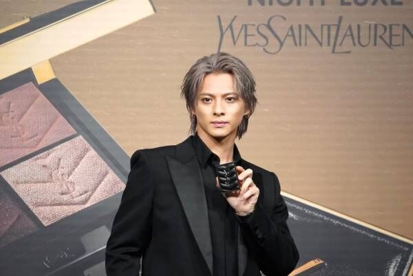 東京で初開催の「YSL LOVESHINE FACTORY」。SANA＆平野紫耀のお気に入りコンテンツは？