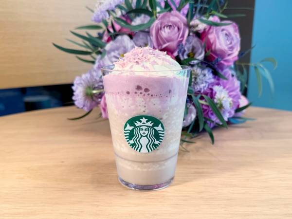 スタバから豪褒美フラペチーノが登場！　アールグレイと花々の華やかな香りに癒やされる「ロイヤル アール グレイ ブーケ フラペチーノ」