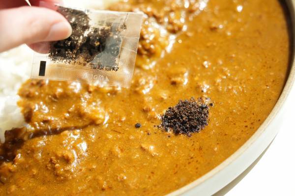 最新から伝統まで選び放題！　「京都駅で買える」働く女子におすすめの京都お土産4選