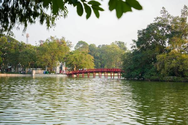 今年の初海外は「ベトナム＆カンボジア」がおすすめ！　フォトジェニックな“線香村”も注目