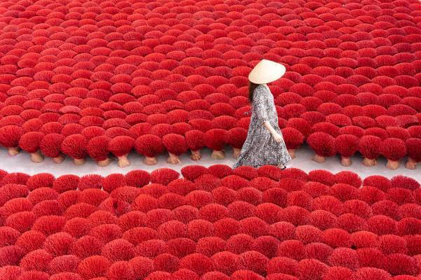 今年の初海外は「ベトナム＆カンボジア」がおすすめ！　フォトジェニックな“線香村”も注目