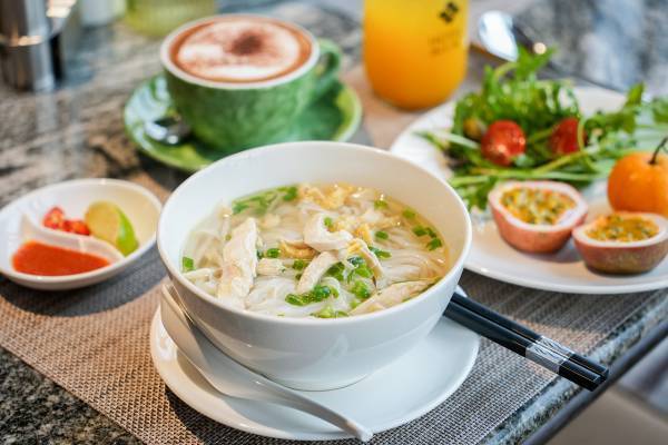 今年の初海外は「ベトナム＆カンボジア」がおすすめ！　フォトジェニックな“線香村”も注目