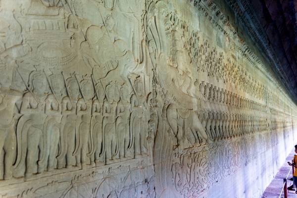 ガジュマルの木が寺院をのみこむ!?　カンボジアで400年以上放置された都が圧巻だった