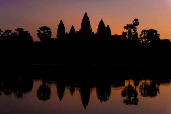 いいことありそう……。新年にアンコールワットで“一生忘れられない”朝日鑑賞