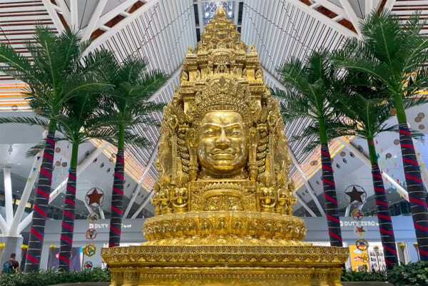 いいことありそう……。新年にアンコールワットで“一生忘れられない”朝日鑑賞