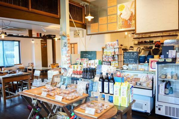 温泉も、カフェも、お土産も！　女子旅におすすめの「松山観光スポット6選」