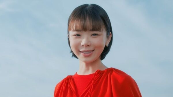 趣里が日本郵政グループ新CMに登場。「セリフの一言一言がすごくいい」