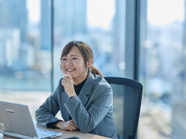 営業、経理、総務……幅広い職種を経験した女性が天職を見つけられた理由は？