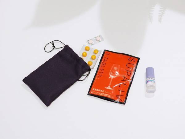 新年はポーチの中身もアップデート！　アラサーコスメオタクが持ち歩く通勤用ポーチ2025年版