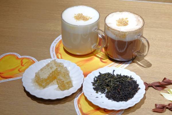 ゴンチャのバレンタインがかわいすぎる！　ハニーを使った優しいドリンクと限定ボトルが登場