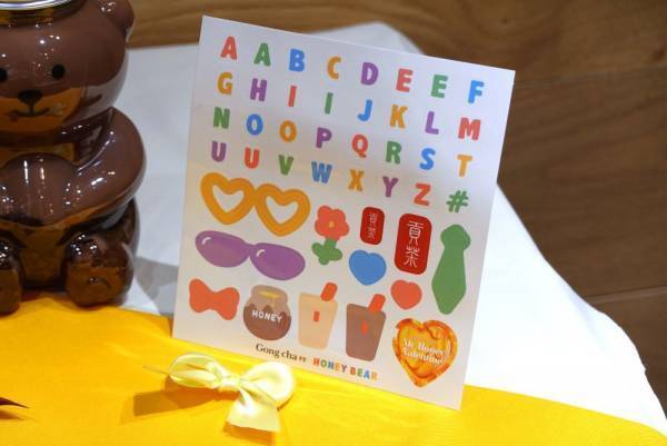 ゴンチャのバレンタインがかわいすぎる！　ハニーを使った優しいドリンクと限定ボトルが登場