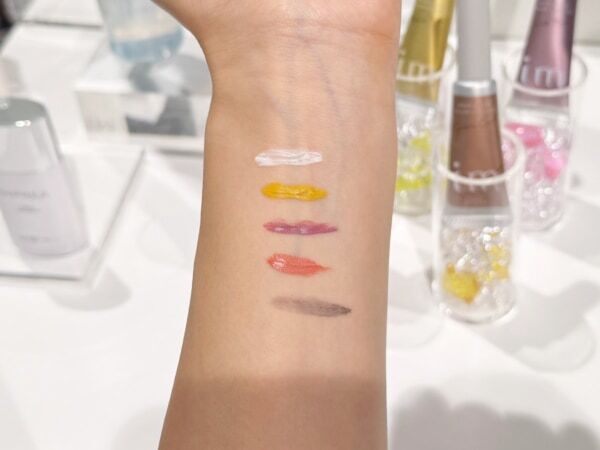 「インプレア」「アイエム」から春の新作が登場！　揺らぎ肌対応の化粧液、眉・まつ毛に使えるカラーマスカラ