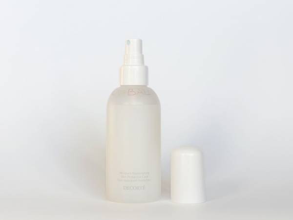 ベスコス受賞のコスメデコルテ「薬用 マイクロバーム ローション」が肌荒れ中に◎　スプレーするだけのお手軽スキンケア