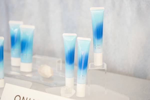 冷感だけど、肌にやさしい。あたたかくなる前に買っておきたい「オンリーミネラル」のひんやり新コスメが優秀