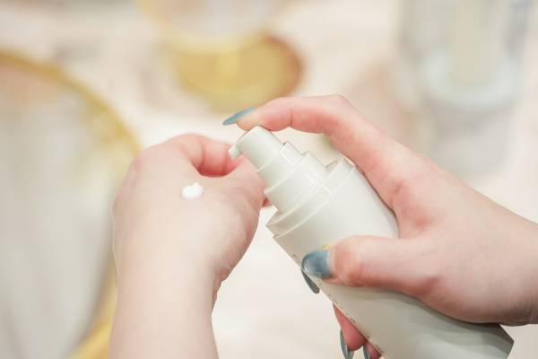 あらゆる肌悩みにアプローチ。「ファンケルの新スキンケア」が働く女子におすすめな理由