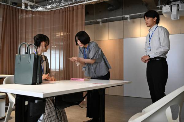 めんどくさい女の超高度テク続出!?　ゆずに学ぶ“メンヘラ彼女”にならない方法【未恋～かくれぼっちたち～＃3】