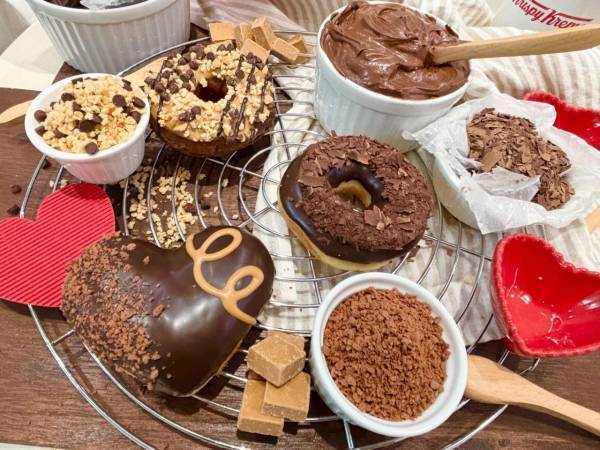 どれが好き？　クリスピー・クリーム・ドーナツのバレンタイン限定「Choco Mania」3種をレポート