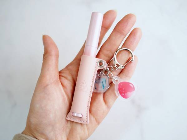 ちゅるんとむっちり唇に。SNSで話題の＃氷タンフルリップ「3CE シャインリフレクター」レビュー