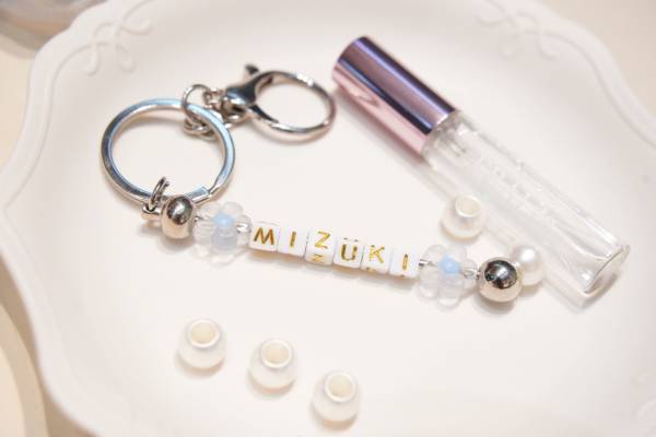 有村藍里プロデュースフレグランス発売！　“紅茶の茶葉”の香りを目指した香水の開発秘話