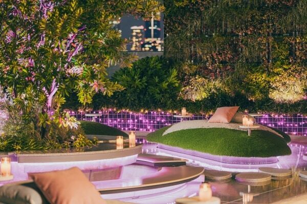 桜のクリームソーダ＆プリンが登場。OMO5東京五反田で「桜ゆらり 夜の喫茶」開催