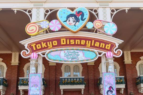 ディズニー・パルパルーザ第3弾が開催中！　大人も楽しめる「ヴァネロぺのスウィーツ・ポップ・ワールド」の魅力