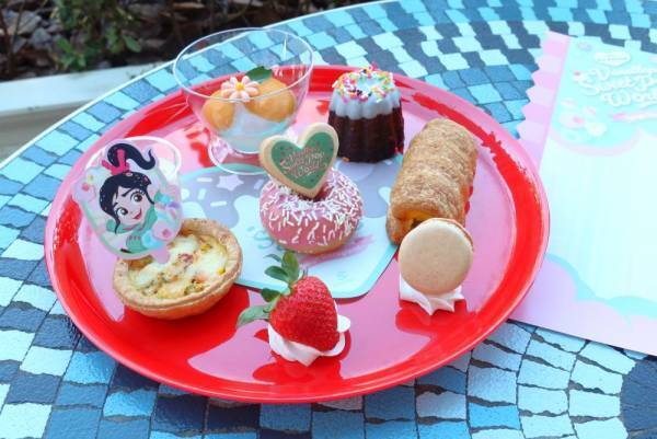 ディズニー・パルパルーザ第3弾が開催中！　大人も楽しめる「ヴァネロぺのスウィーツ・ポップ・ワールド」の魅力