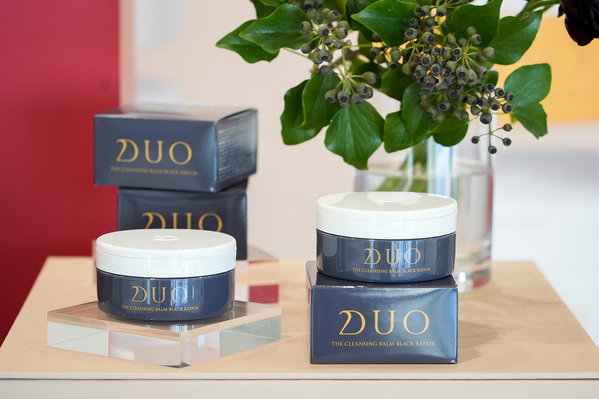 DUO「ザ クレンジングバーム」が初のリニューアル！　パワーアップした“うるおい持続力”に感動