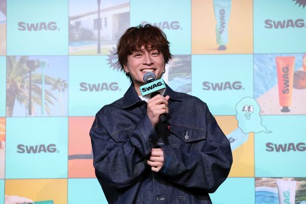 白濱亜嵐がバレンタインの苦い思い出を明かす!?　 「SWAG」新ブランドアンバサダー就任発表会レポート